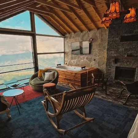 Joysuite Chalets ترابزون