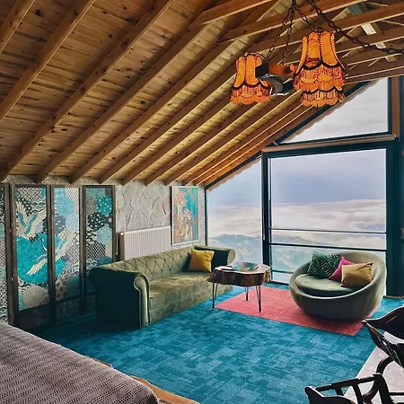 Joysuite Chalets ترابزون